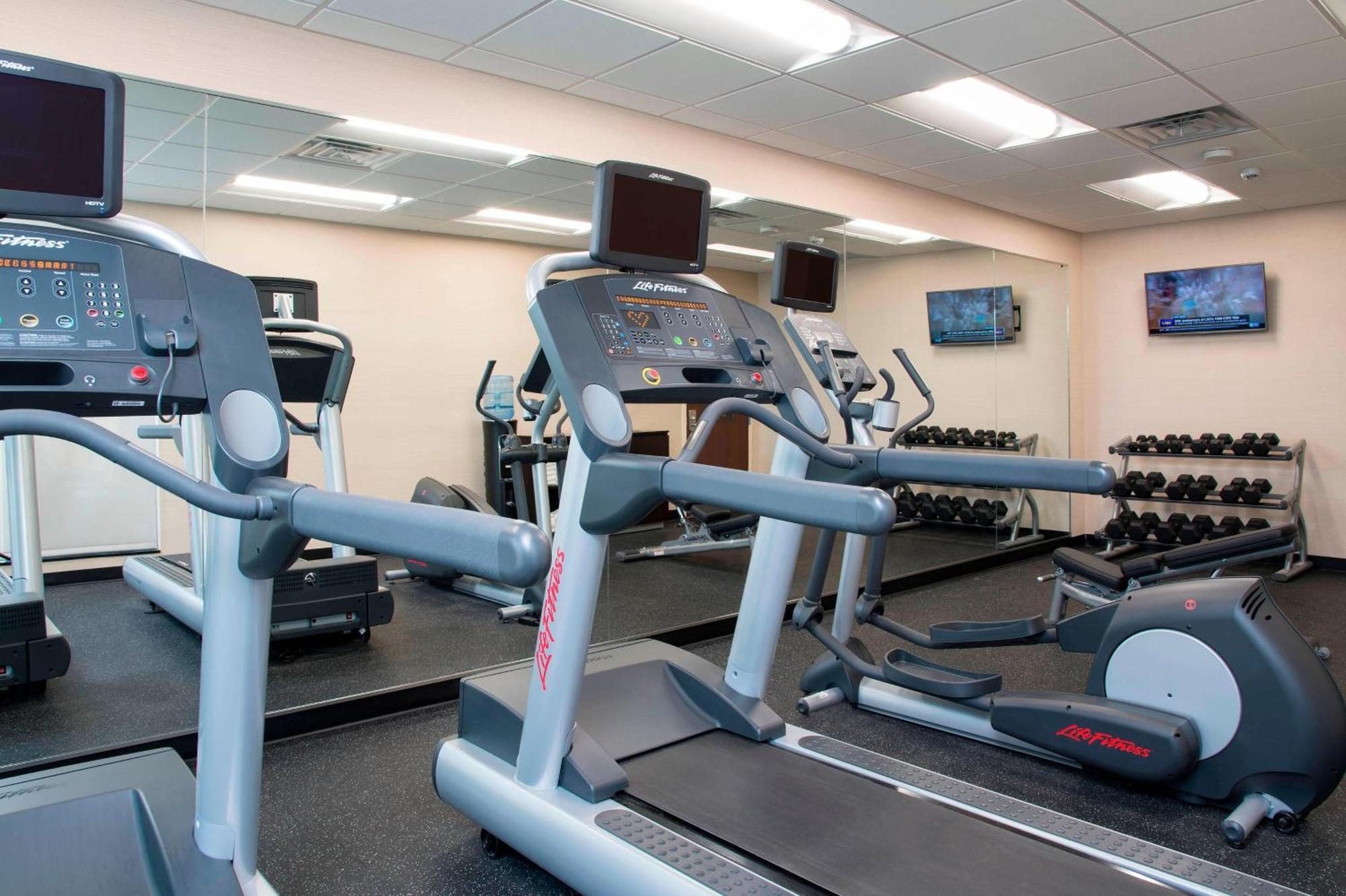 Fairfield Inn & Suites By Marriott Jackson Clinton Extérieur photo