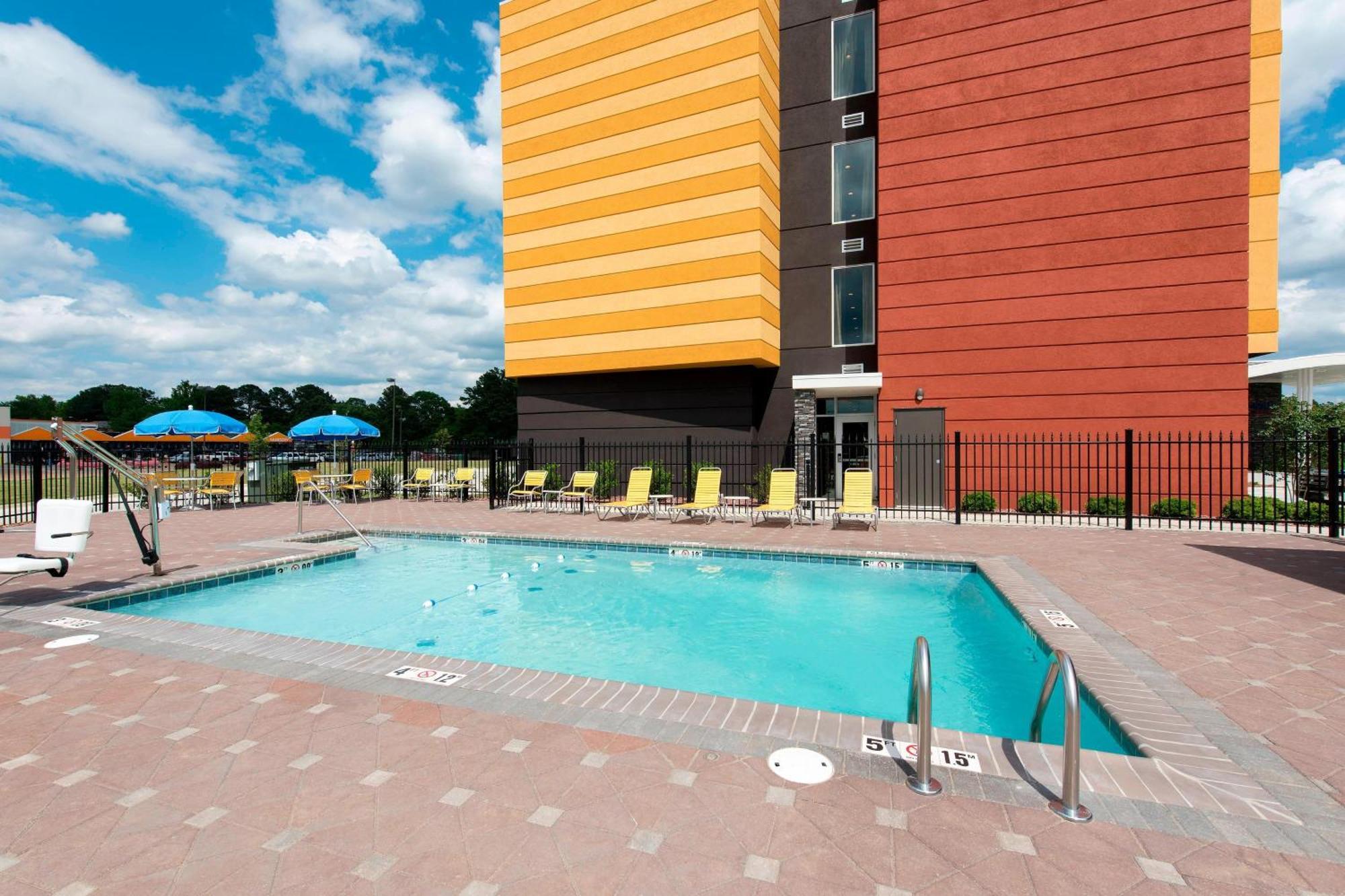 Fairfield Inn & Suites By Marriott Jackson Clinton Extérieur photo